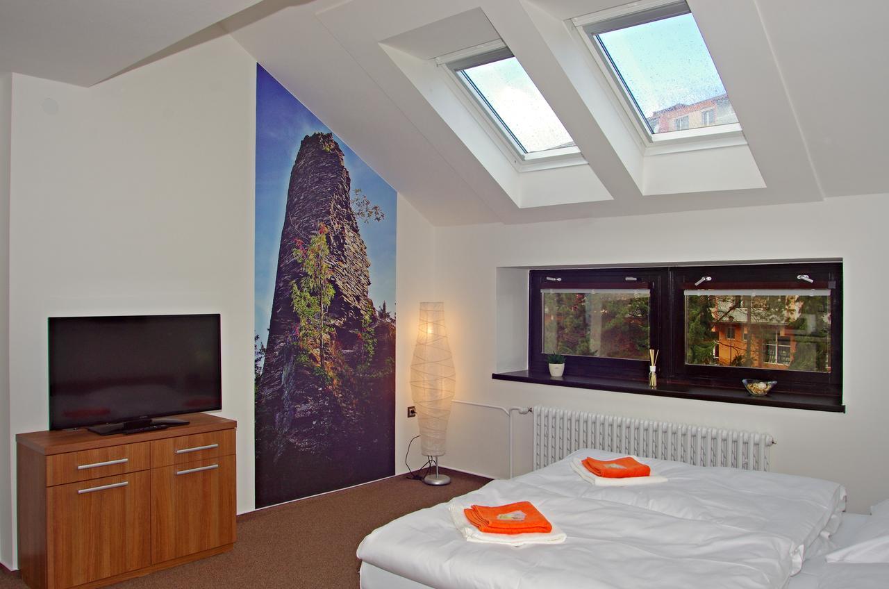 Hotel Pod Radnici Sumperk Ngoại thất bức ảnh