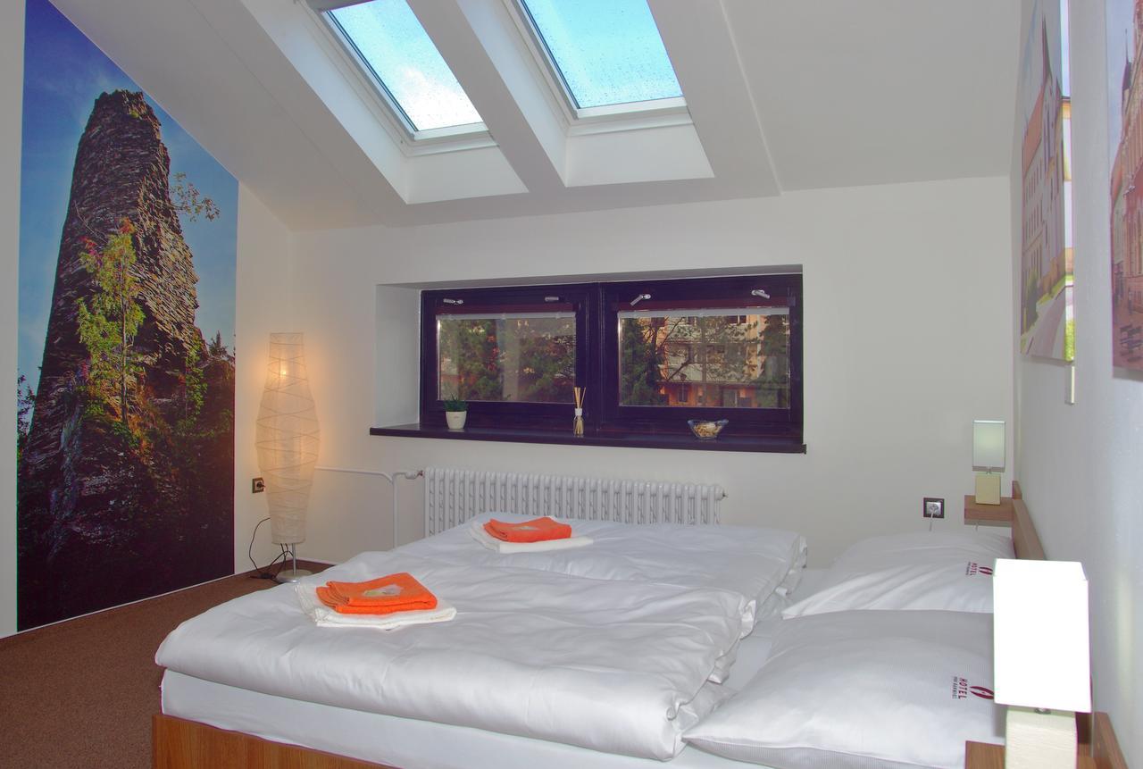 Hotel Pod Radnici Sumperk Ngoại thất bức ảnh