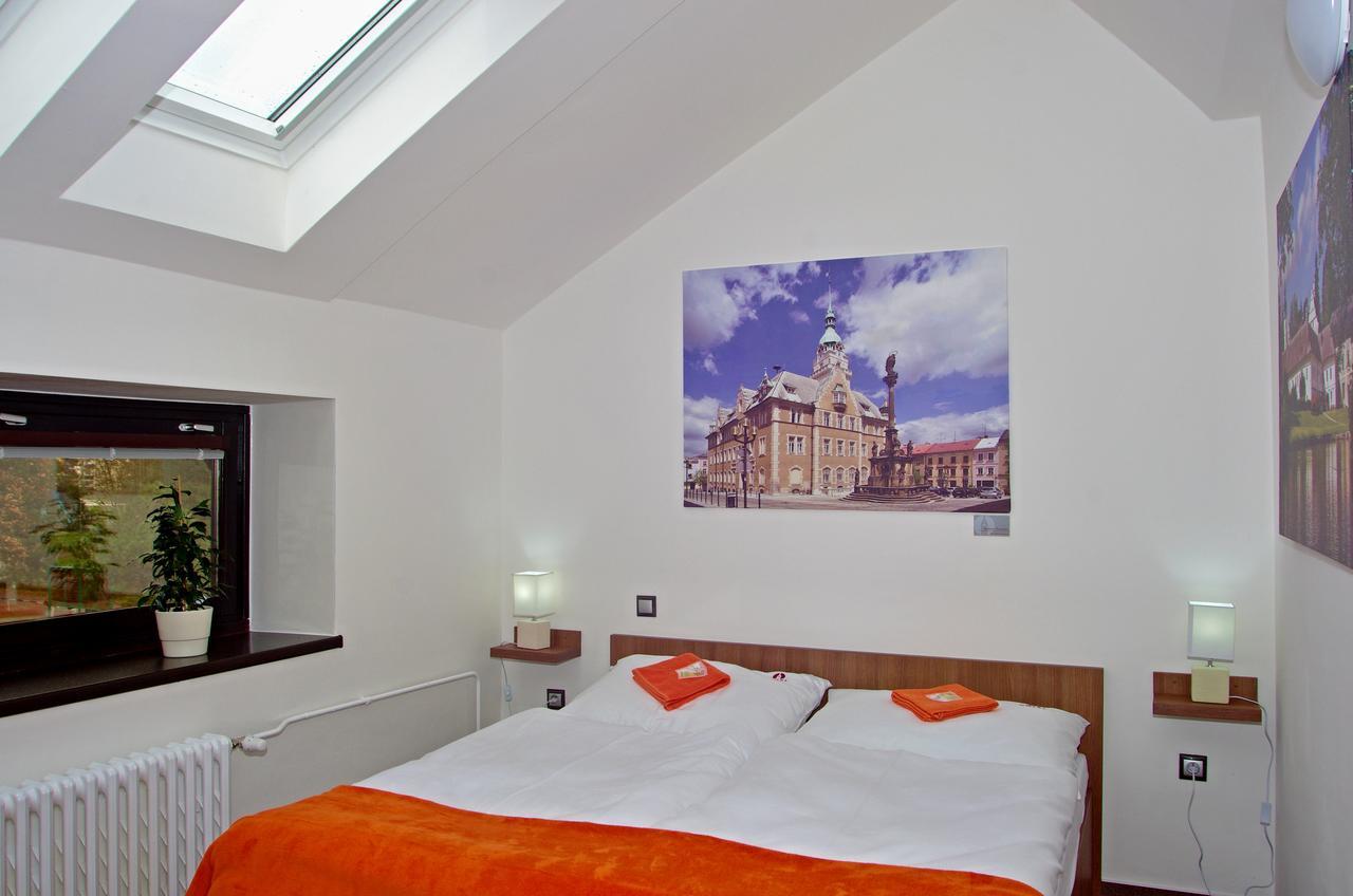 Hotel Pod Radnici Sumperk Ngoại thất bức ảnh